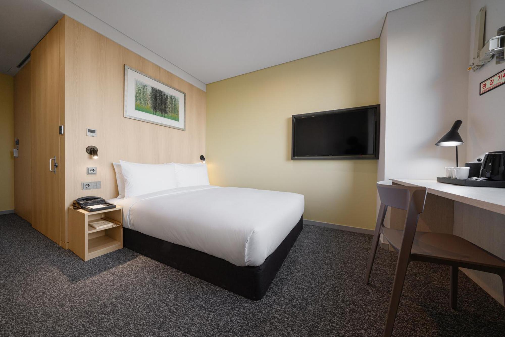 Nine Tree By Parnas Seoul Dongdaemun Hotel Bagian luar foto