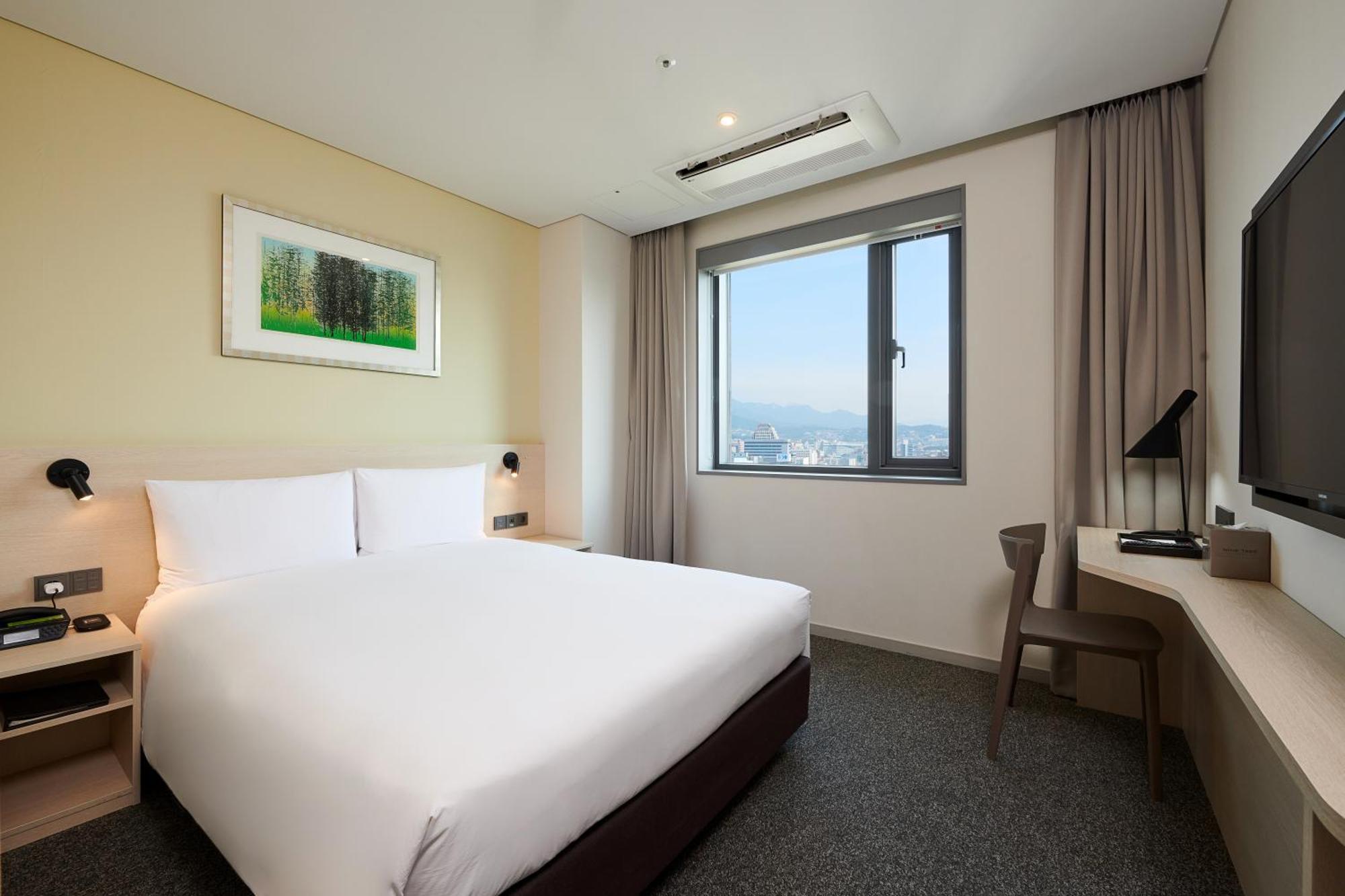 Nine Tree By Parnas Seoul Dongdaemun Hotel Bagian luar foto