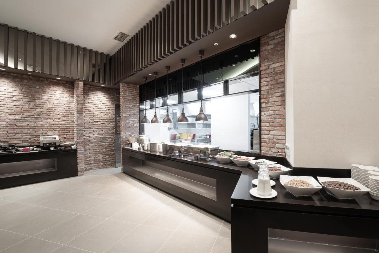 Nine Tree By Parnas Seoul Dongdaemun Hotel Bagian luar foto